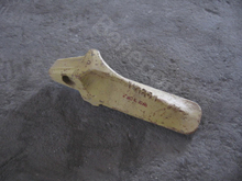 Grondverzetgereedschap Cat J250 tandadapter 1u1254 van Casting